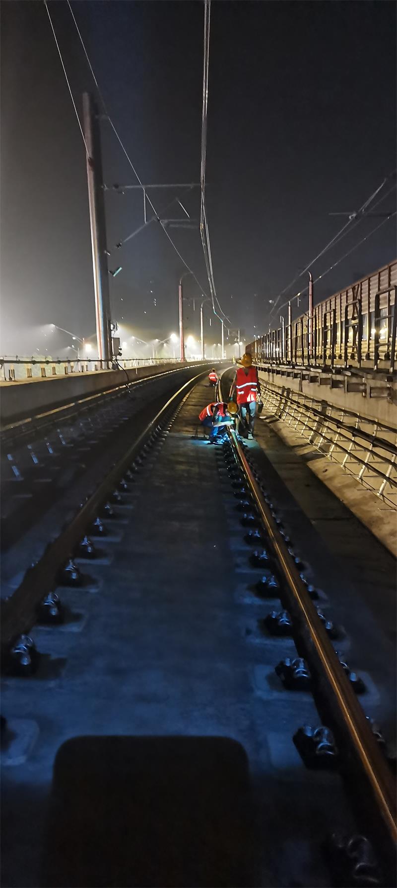 1628821968644049389.jpg 4.jpg