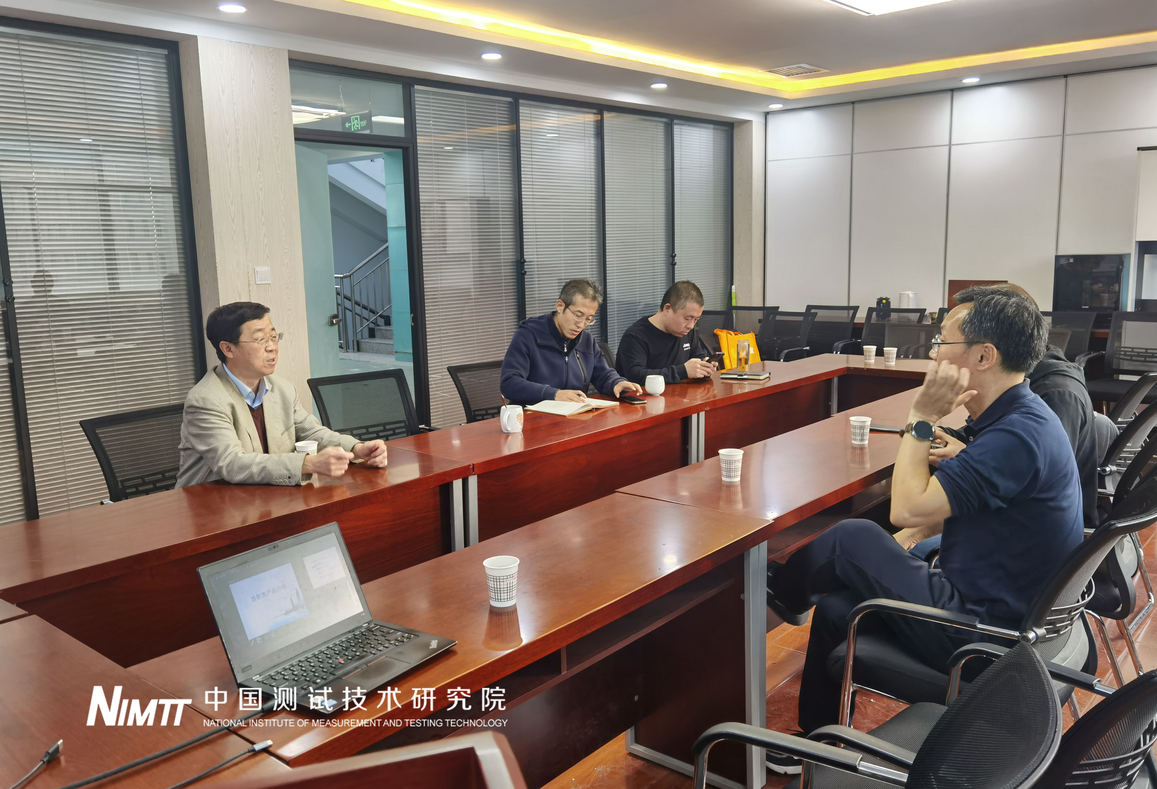 1697765873388055221.jpg 1697765873388055221.jpg